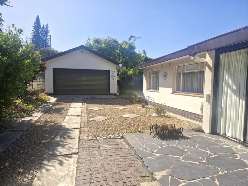 4 Bedroom Property for Sale in Parow North Western Cape